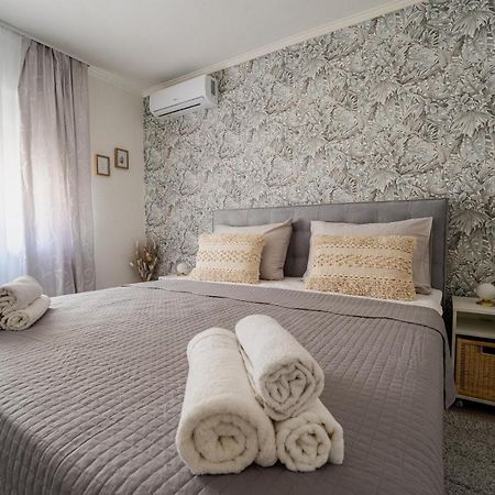 Silver Room زادار المظهر الخارجي الصورة